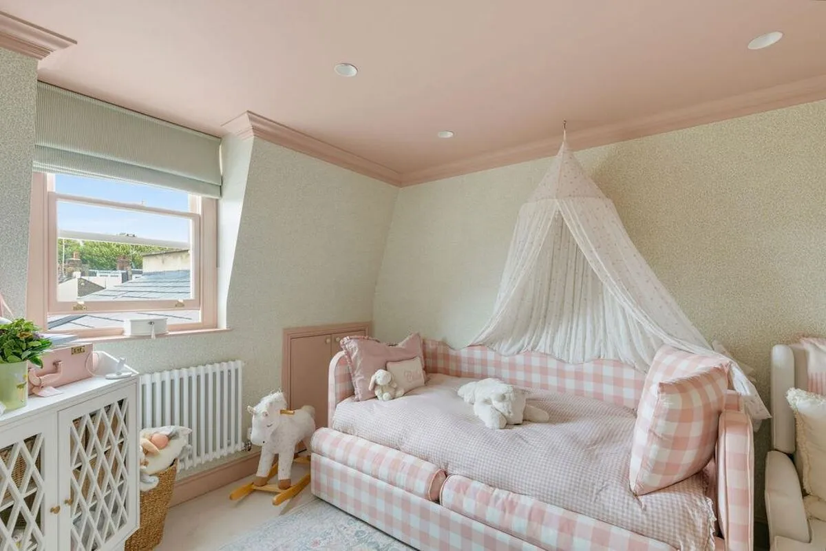 Farm Lane, London, SW6, photo 15