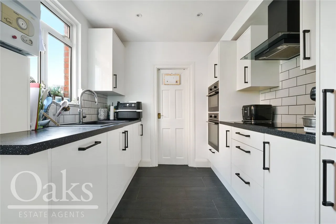 Woodside Green, London, SE25, photo 5