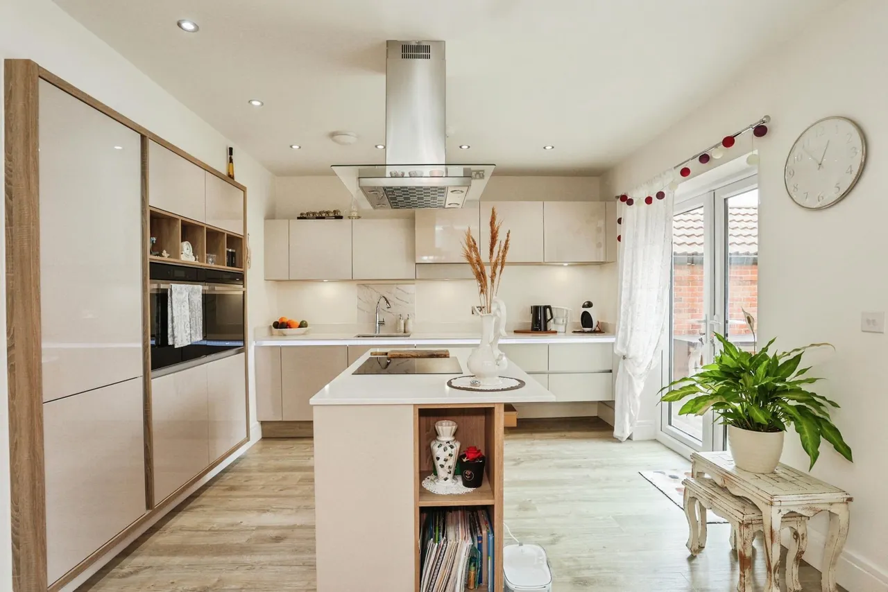 Yarnsworth Road, Middlebeck, NG24, photo 5