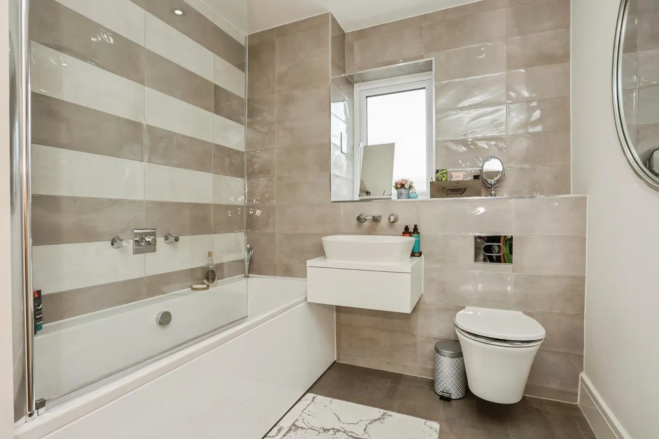 Yarnsworth Road, Middlebeck, NG24, photo 4