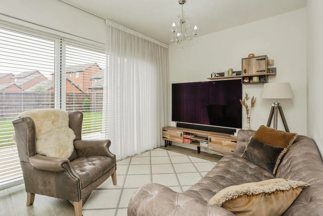 Yarnsworth Road, Middlebeck, NG24, photo 9