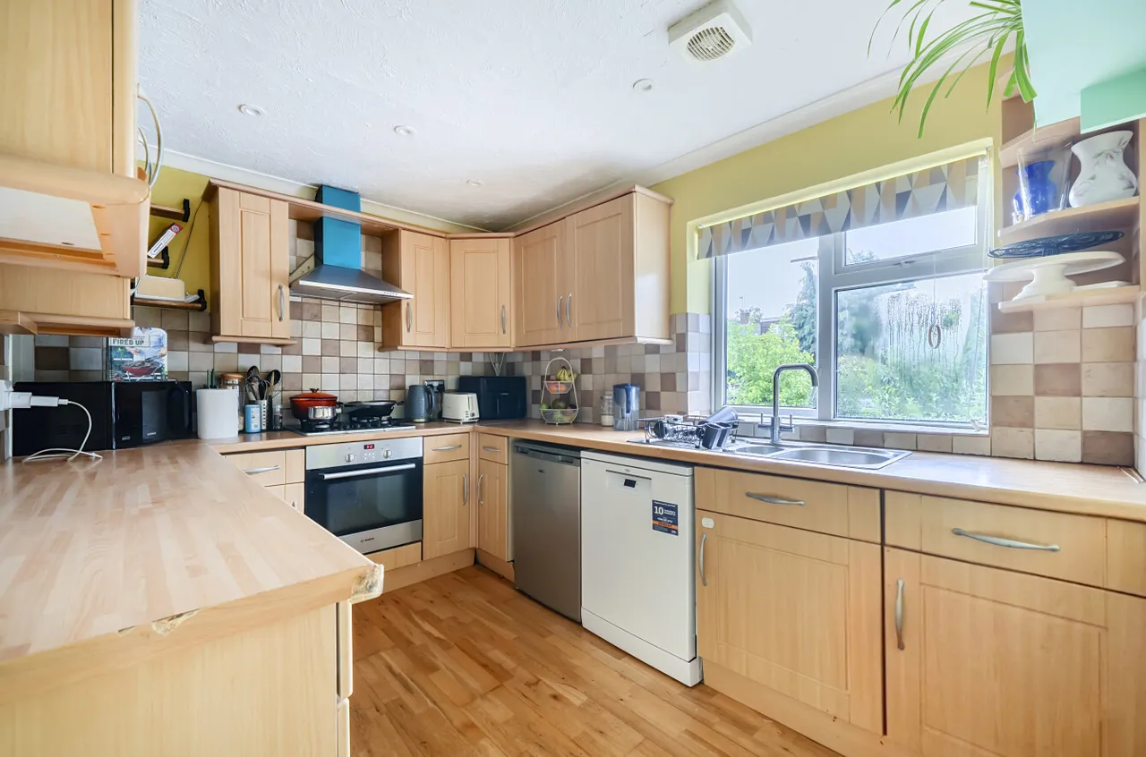 Patten Ash Drive, Wokingham, Berkshire, RG40 1SH, photo 3