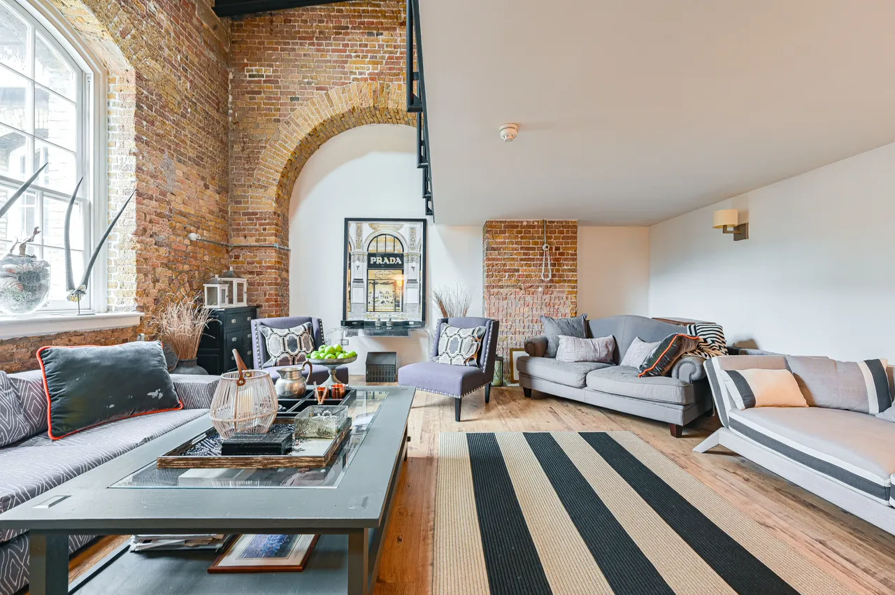 Flat 23, Building 46, Marlborough Road, London, photo 2