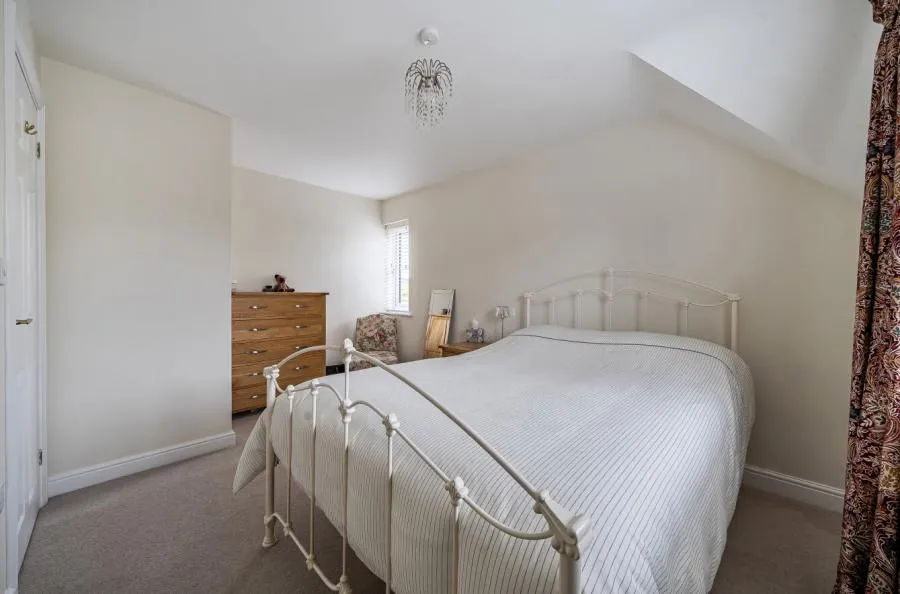 Chestnut View, Alvescot, OX18, photo 11