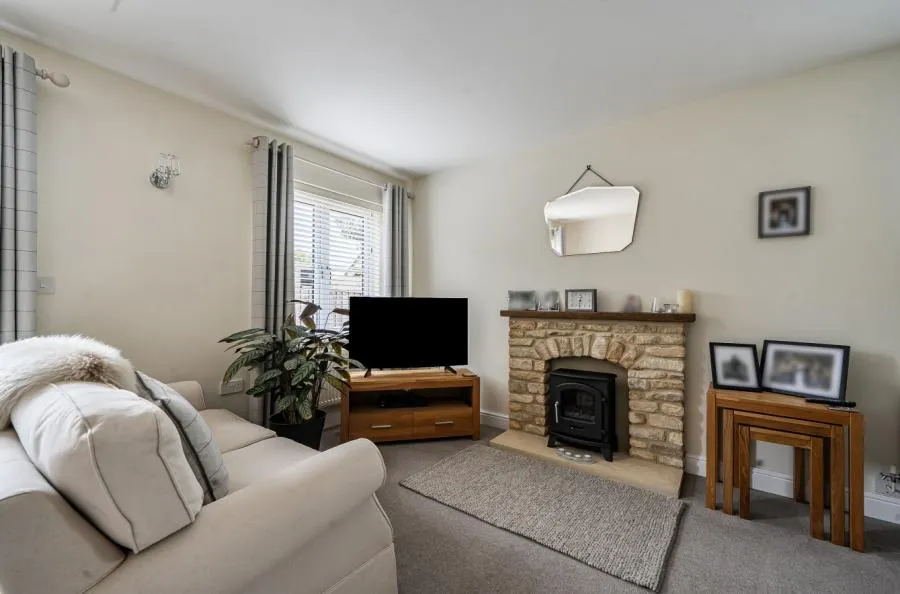 Chestnut View, Alvescot, OX18, photo 2