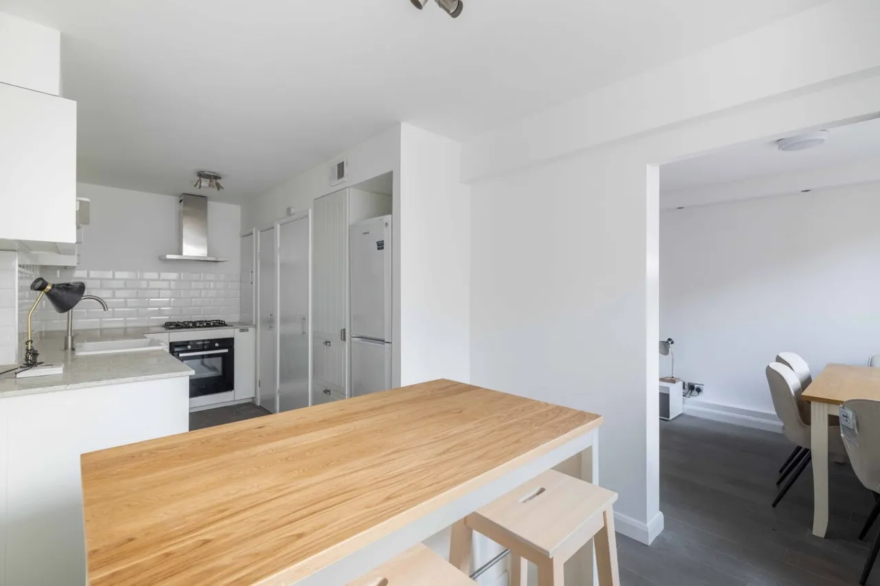 Walham Green Court, Hammersmith and Fulham, Fulham, London, SW6, photo 4