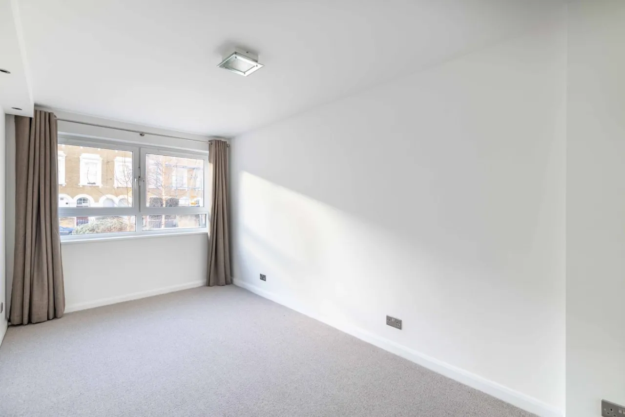 Walham Green Court, Hammersmith and Fulham, Fulham, London, SW6, photo 7