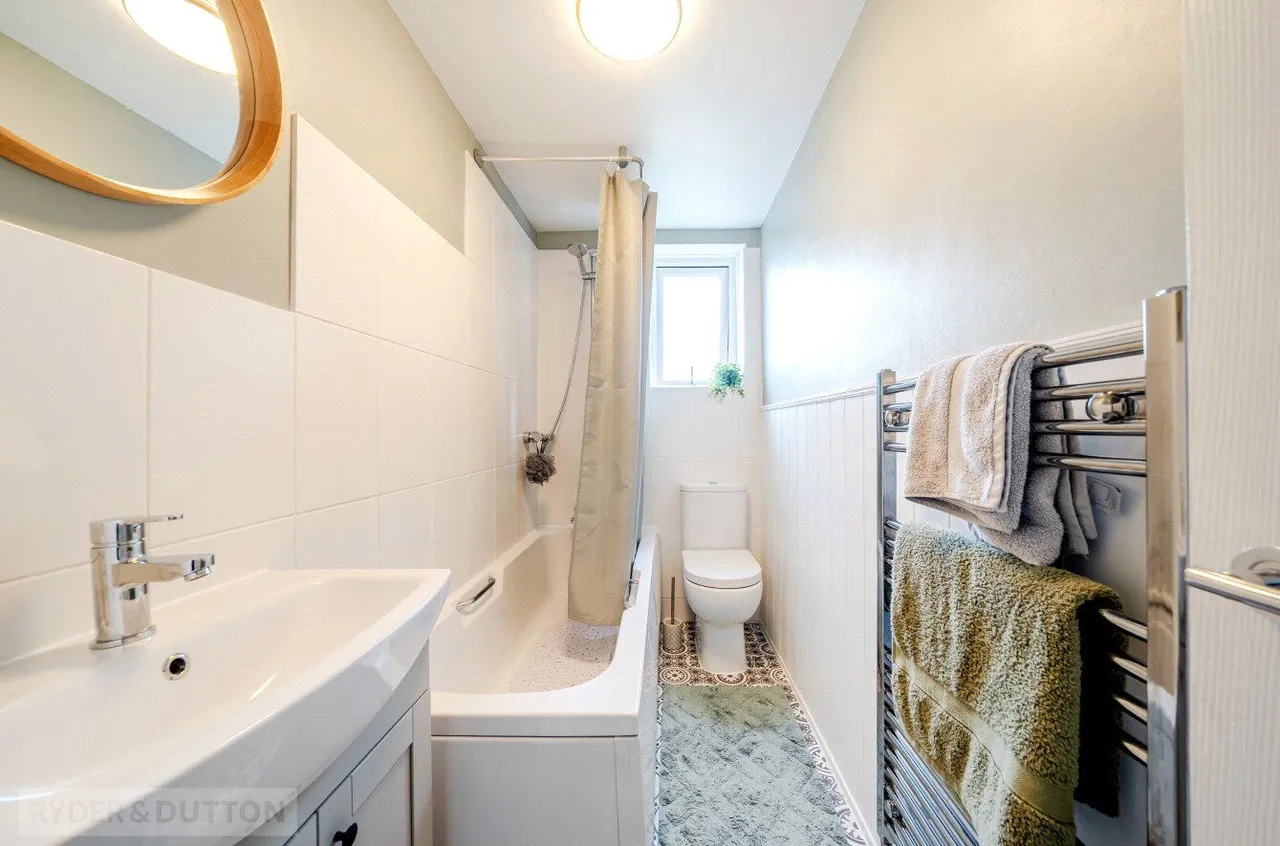 Lewis Street, Shaw, OL2, photo 12