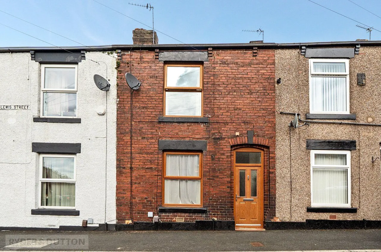 Lewis Street, Shaw, OL2, photo 19
