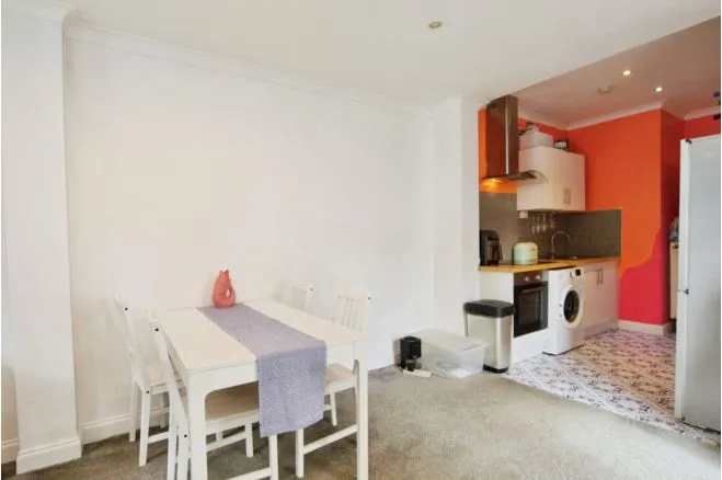 Hamilton Road, London, NW11, photo 9