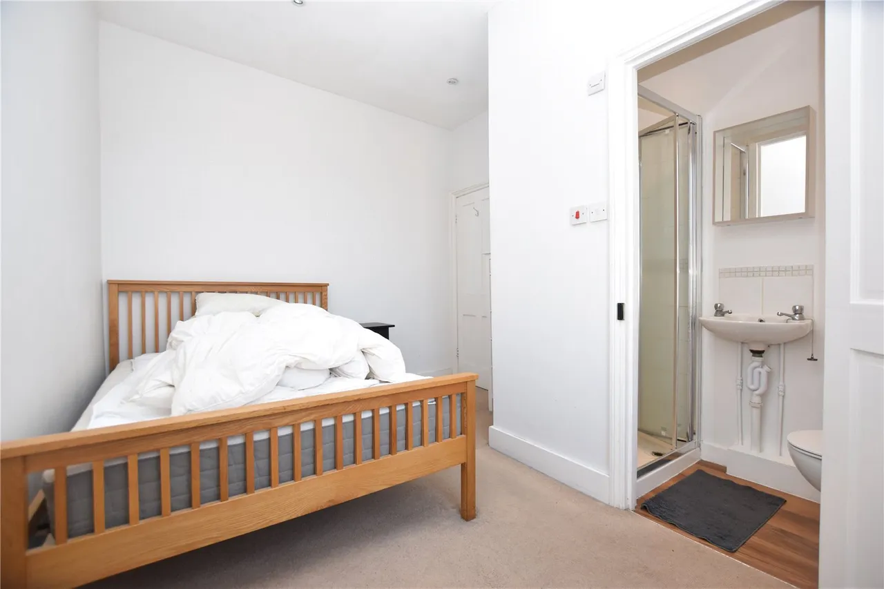 Woodside Green, London, SE25, photo 3