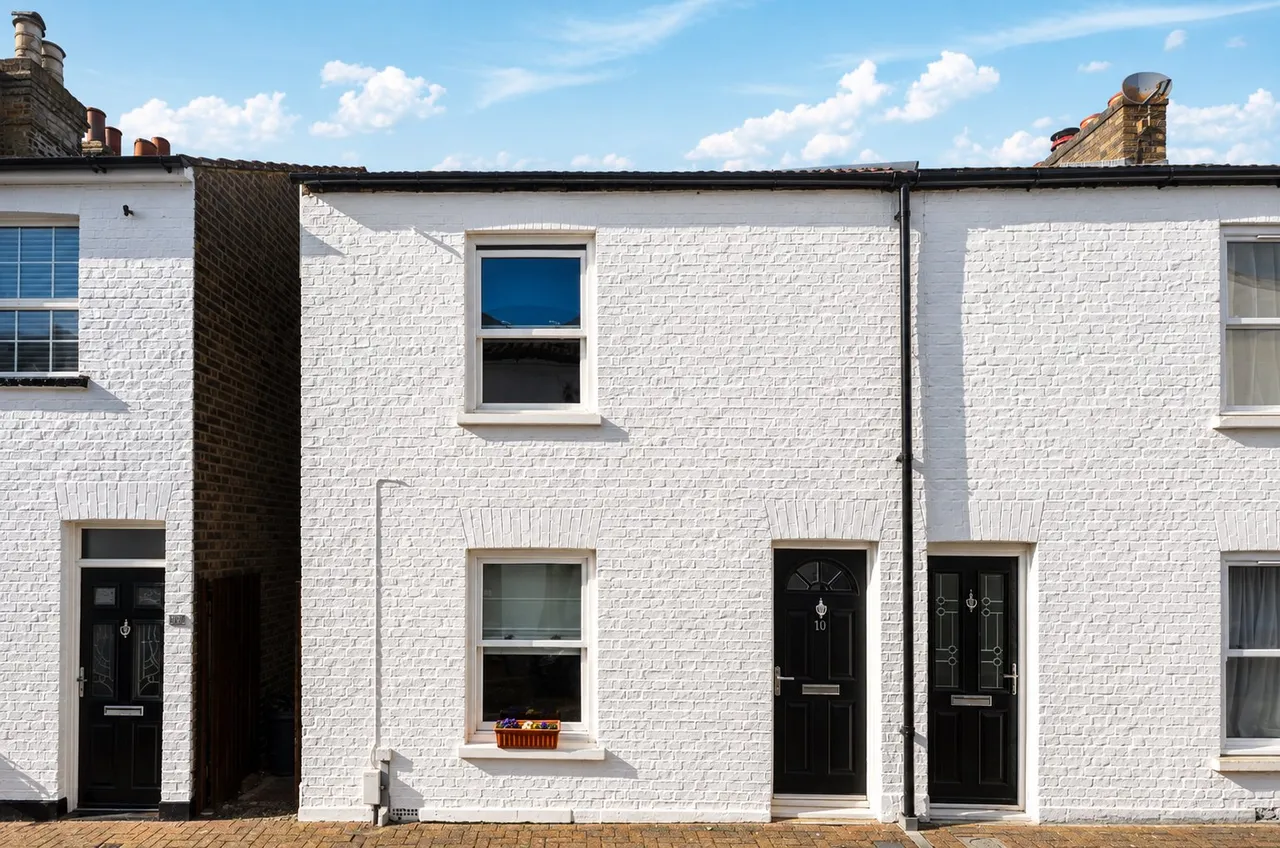 2 bed house for sale, Victoria Road, Chislehurst, BR7