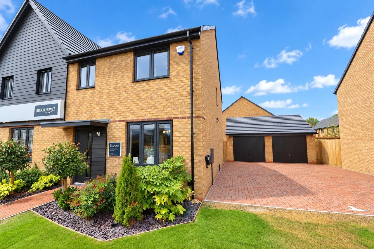 3 bed house for sale, Newport Vale, Newport Pagnell