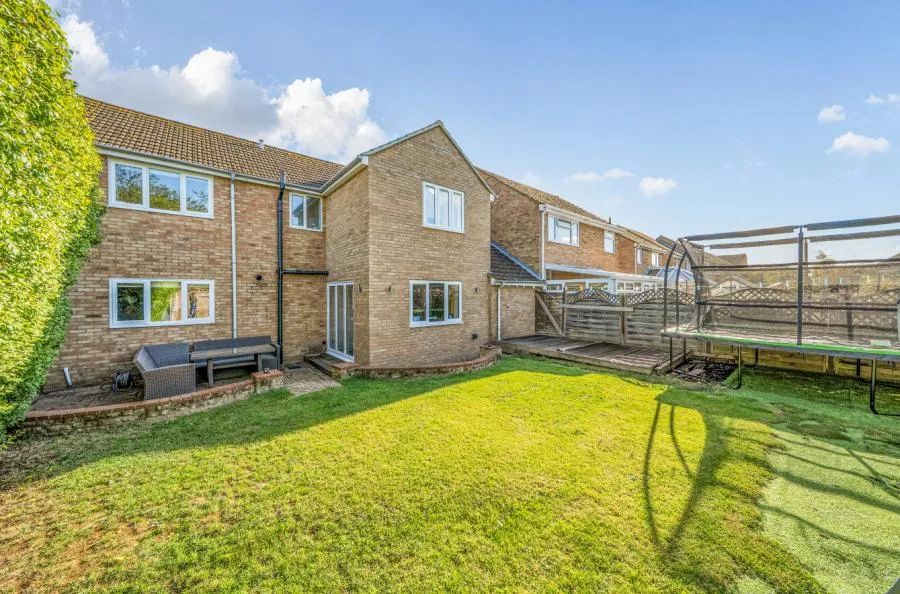 Queens Road, Carterton, OX18, photo 20