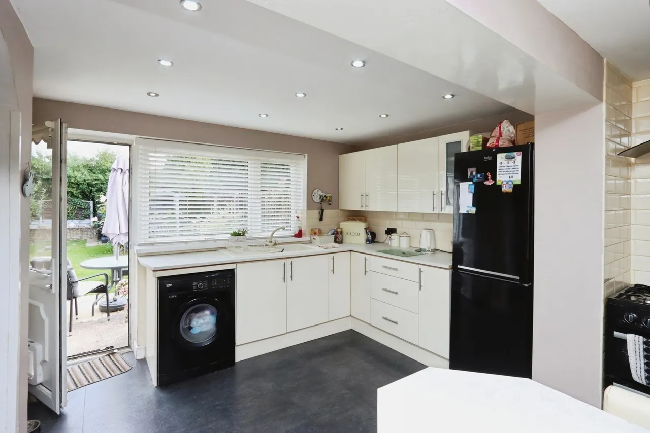 Downing Road, Sheffield, S8, photo 3