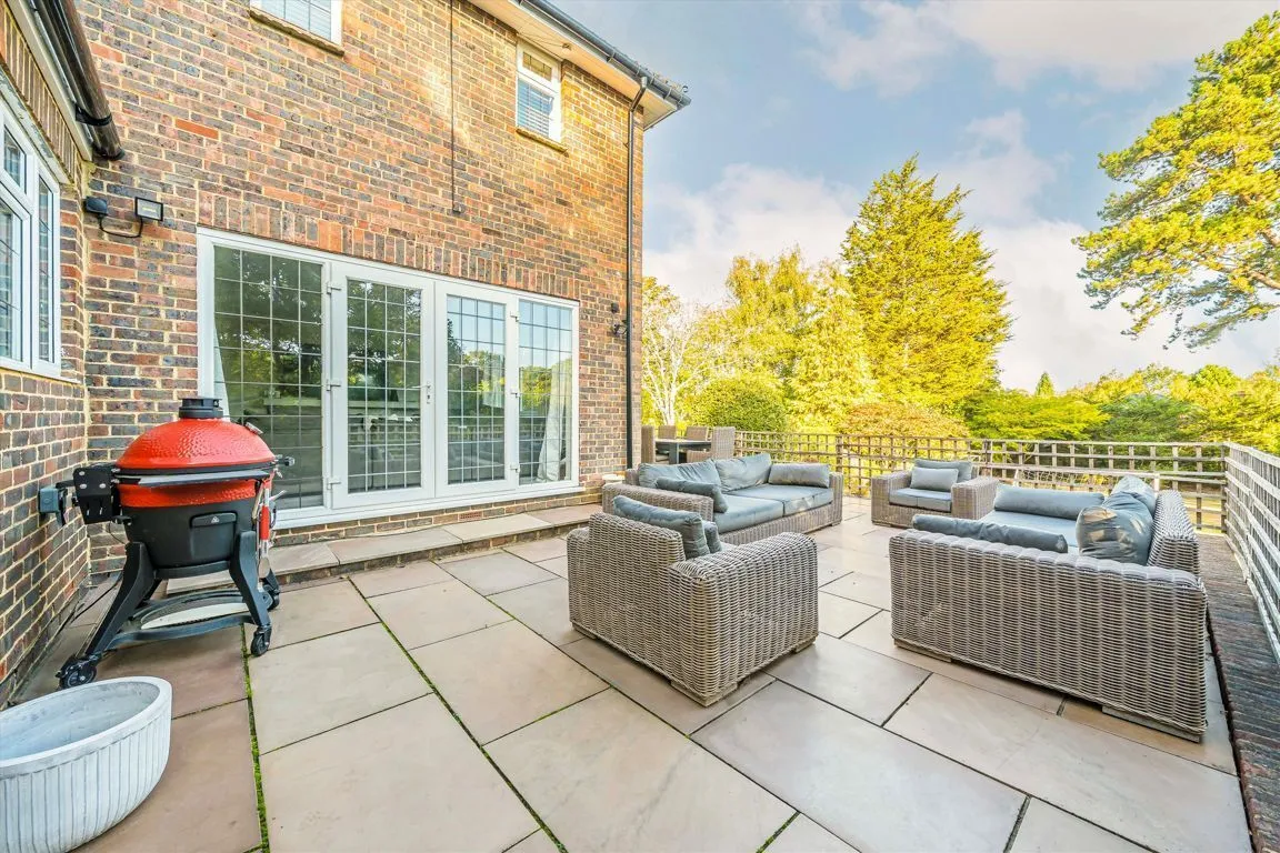 Fairmile Park Road, Cobham, KT11, photo 9