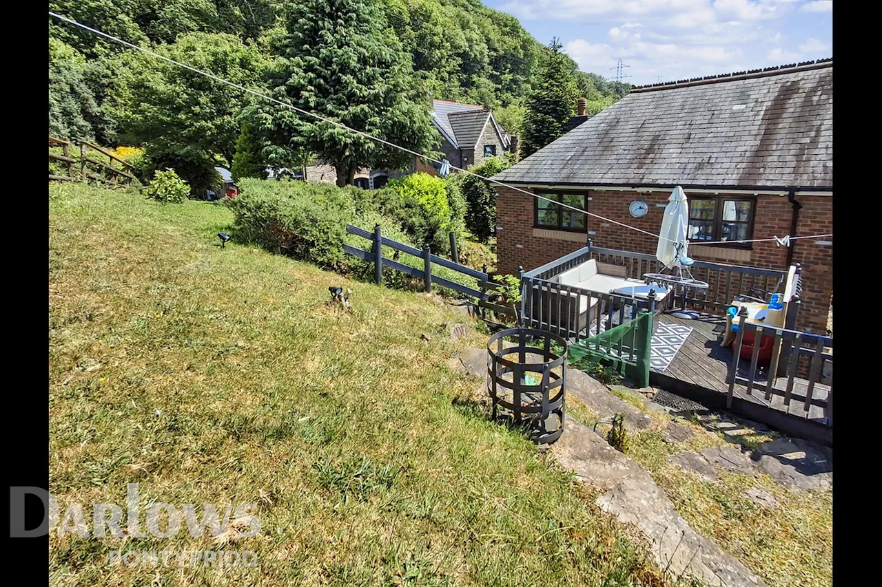 Glyntaff Road, Pontypridd, photo 31