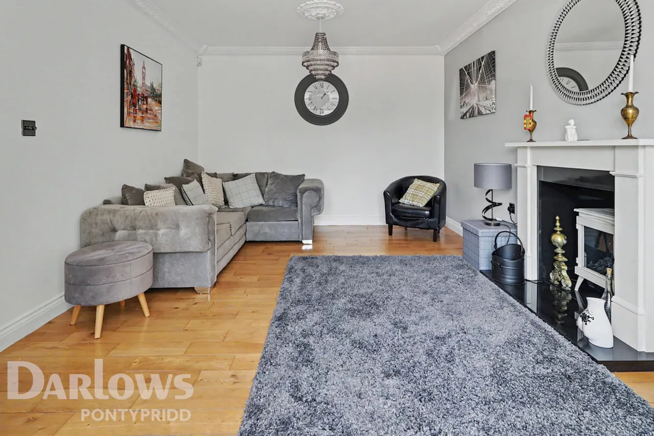 Glyntaff Road, Pontypridd, photo 5