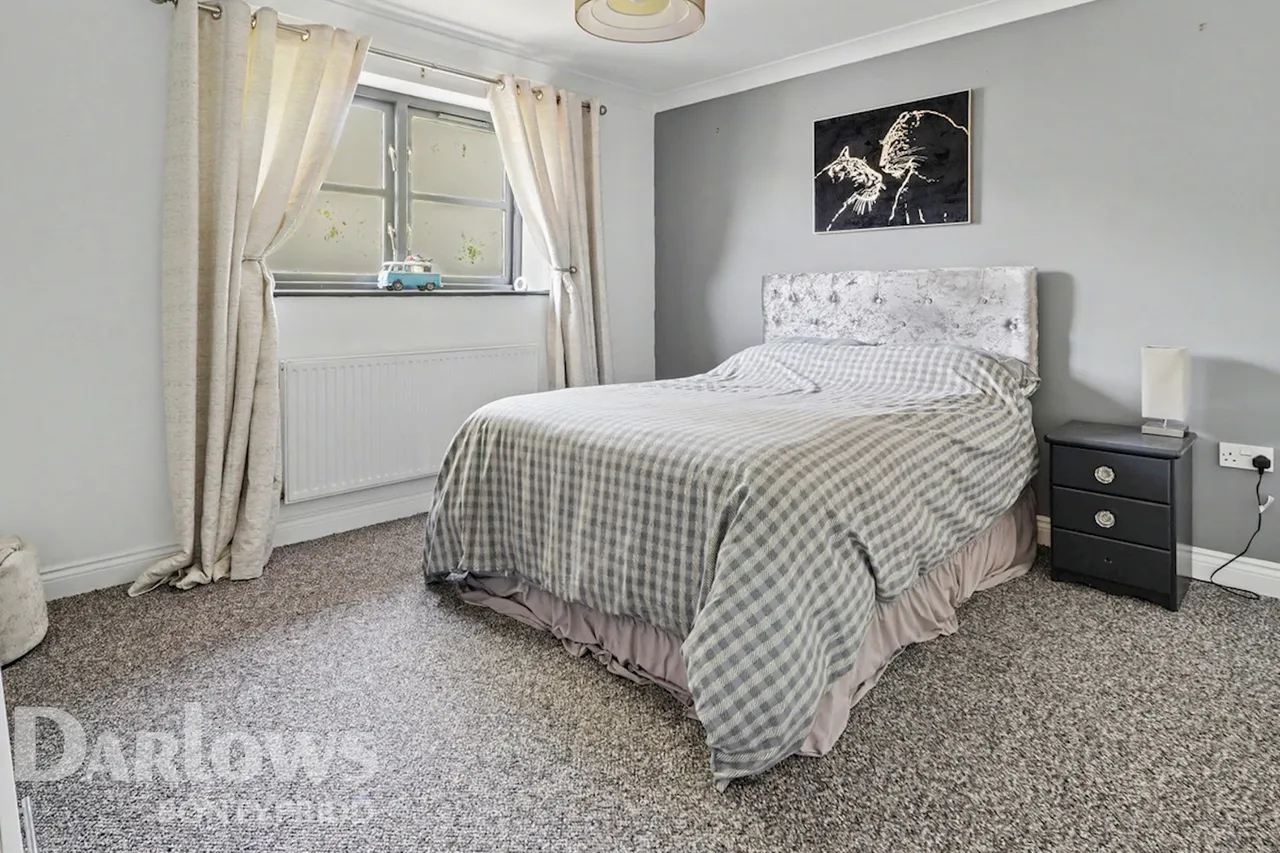 Glyntaff Road, Pontypridd, photo 19