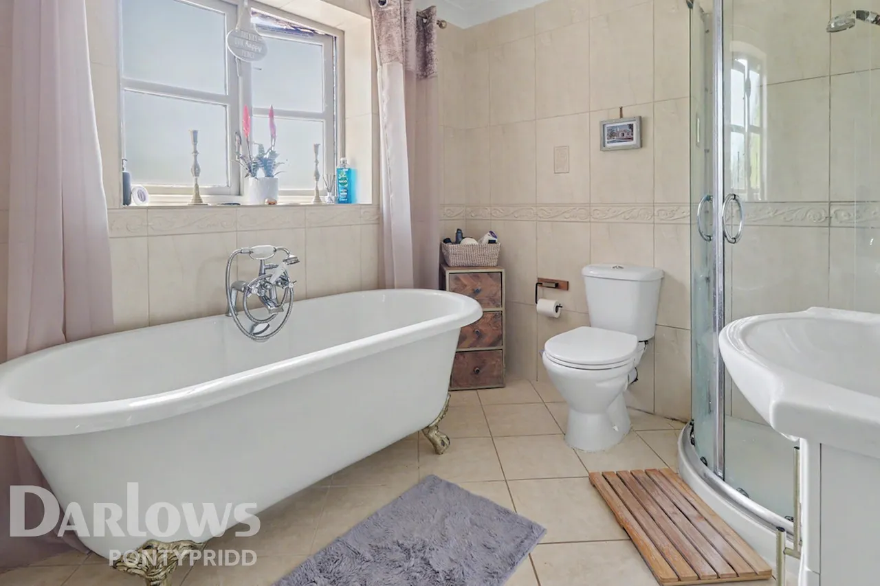 Glyntaff Road, Pontypridd, photo 21