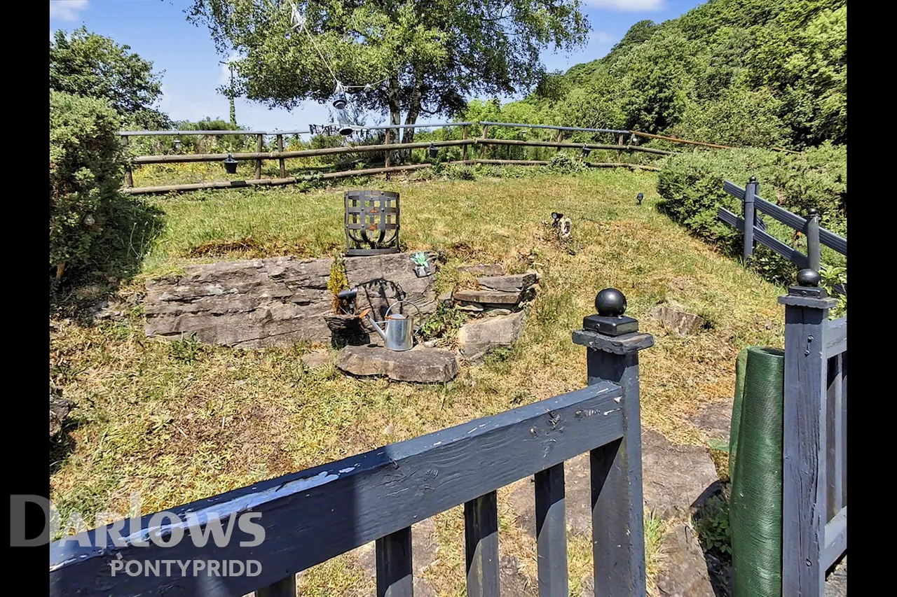 Glyntaff Road, Pontypridd, photo 29