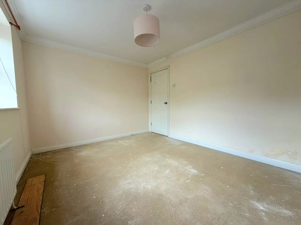 Vale Farm Road, Woking, GU21, photo 13
