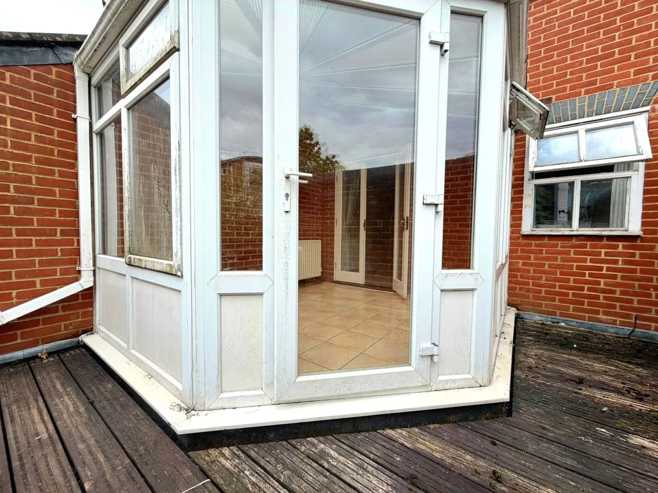 Vale Farm Road, Woking, GU21, photo 21