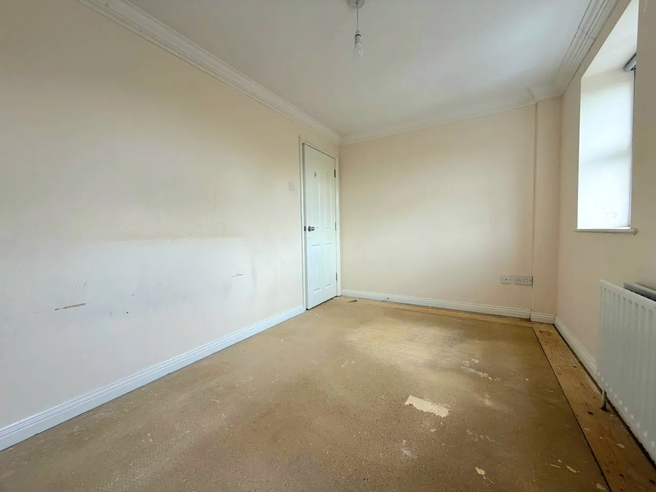 Vale Farm Road, Woking, GU21, photo 10