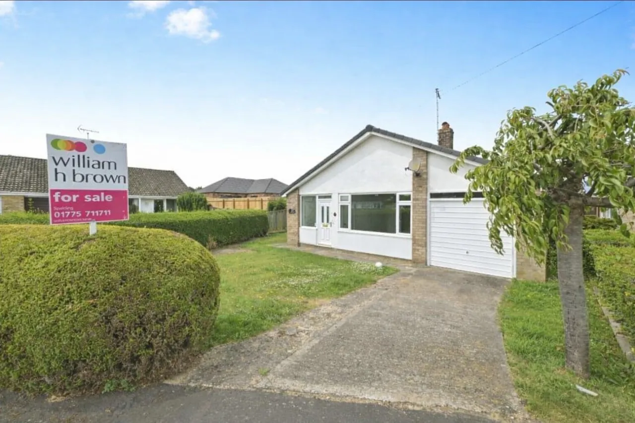 3 bed house for sale, Tavistock Road, Spalding, PE11