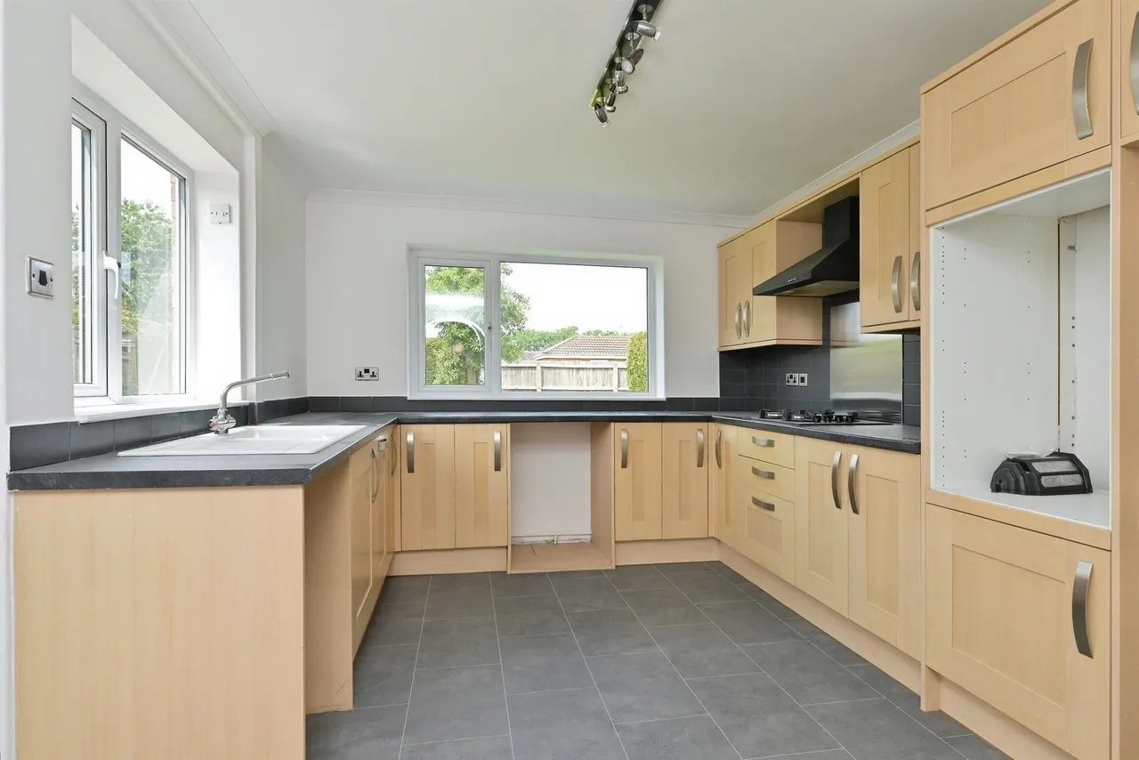 Tavistock Road, Spalding, PE11, photo 2
