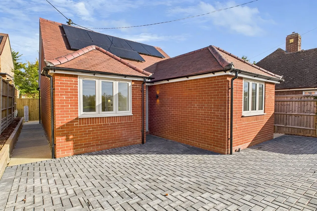 Cullum Road, Wheatley, OX33, photo 2