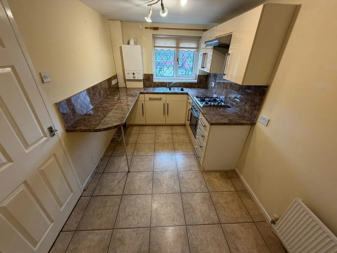 Church Hill Court, Wednesbury, WS10, photo 7