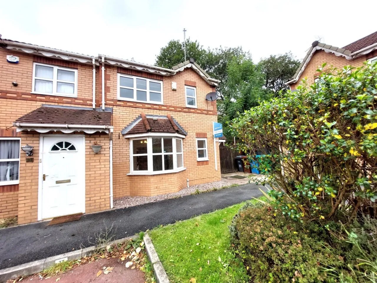 3 bed house for sale — Melton Road, Crumpsall, M8