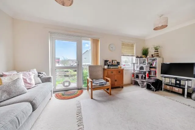 Rossetti Close, Basingstoke, RG24, photo 8