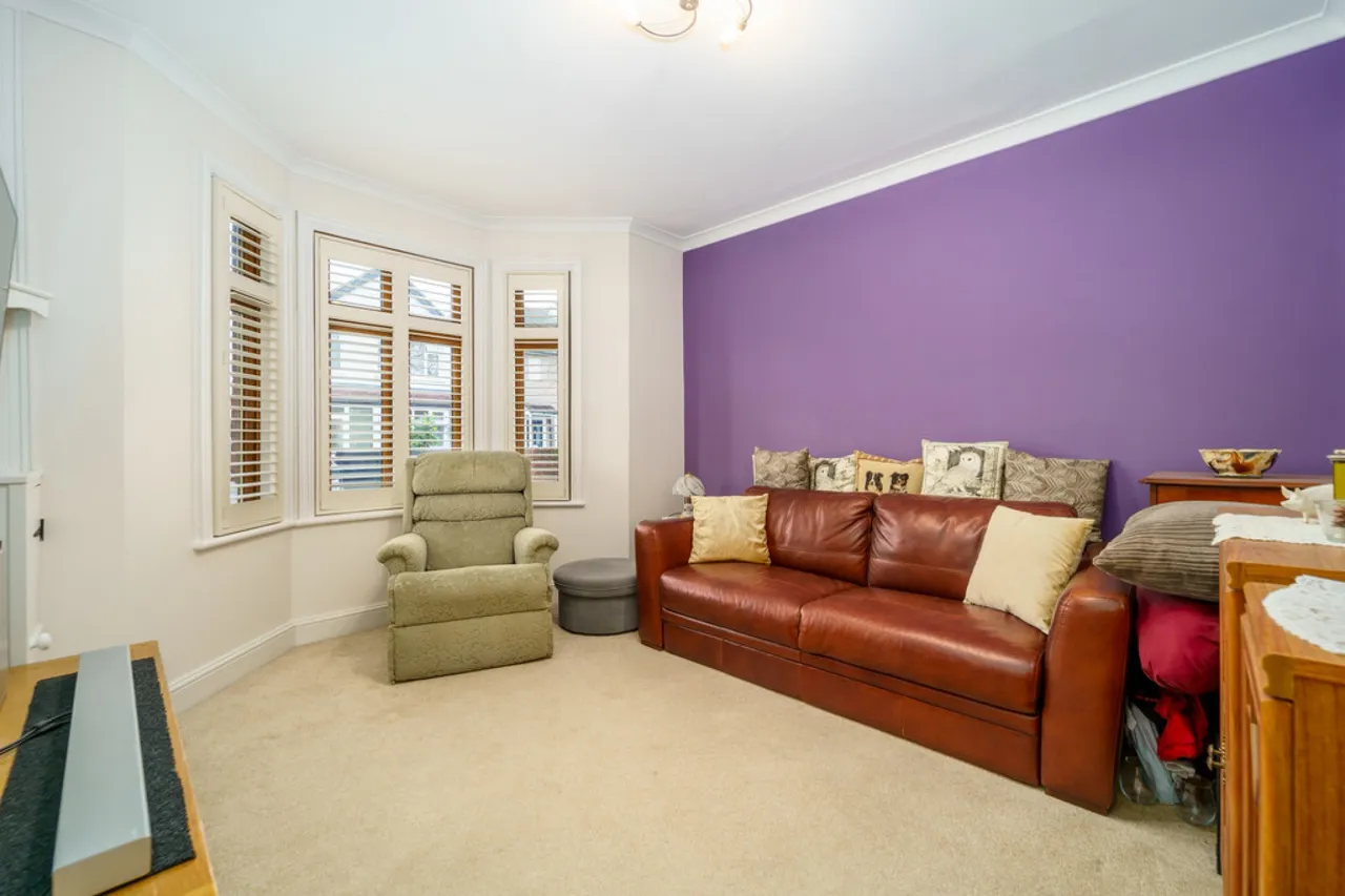 Warwick Road, Ashford, photo 8