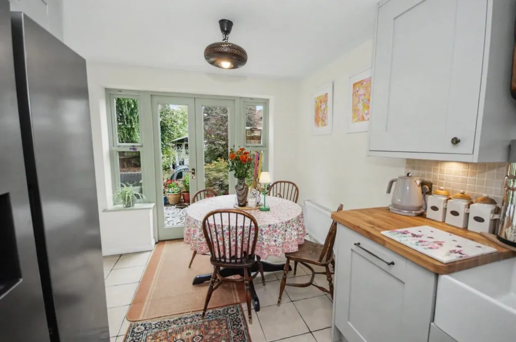 Old Gorse Way, Mawsley, photo 15
