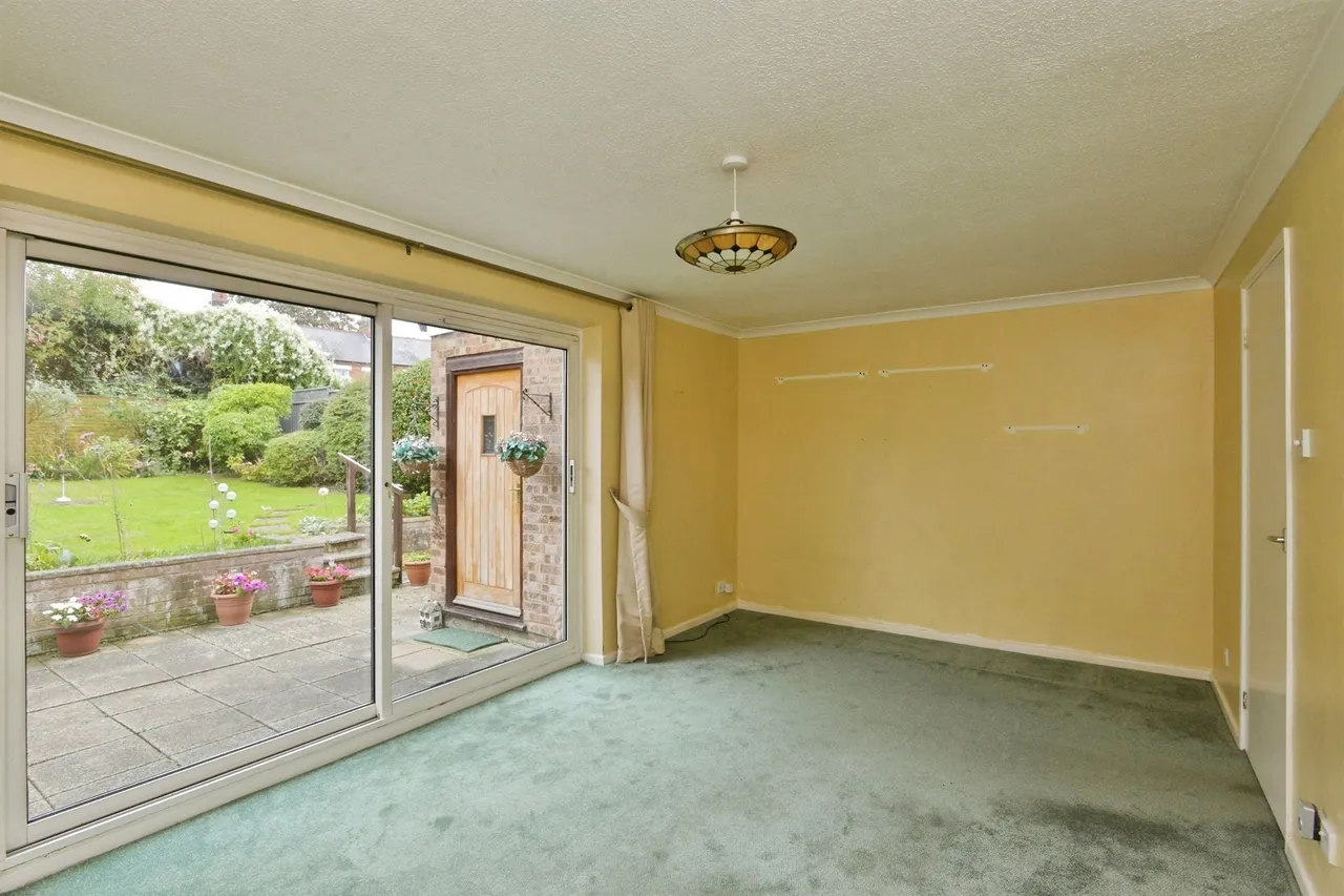 Breton, Stony Stratford, MK11, photo 5