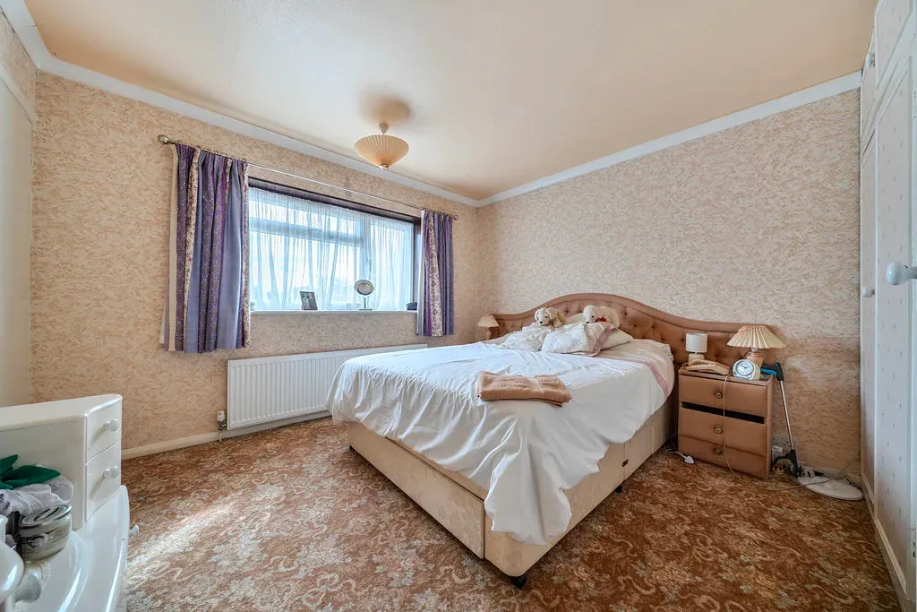 Mill Road, Bletchley, Milton Keynes, Buckinghamshire, MK2 2LD, photo 8