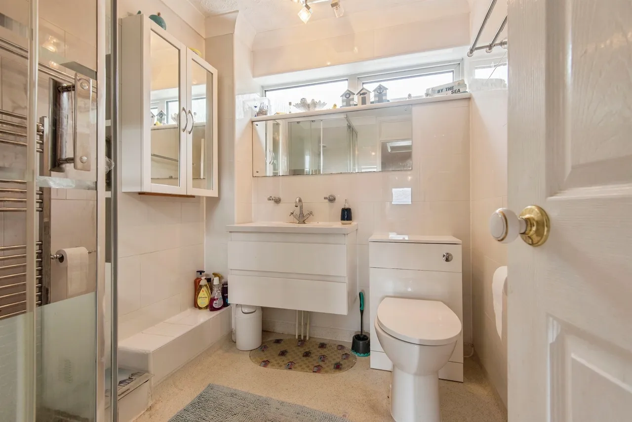 Canterbury Way, Stevenage, SG1, photo 11