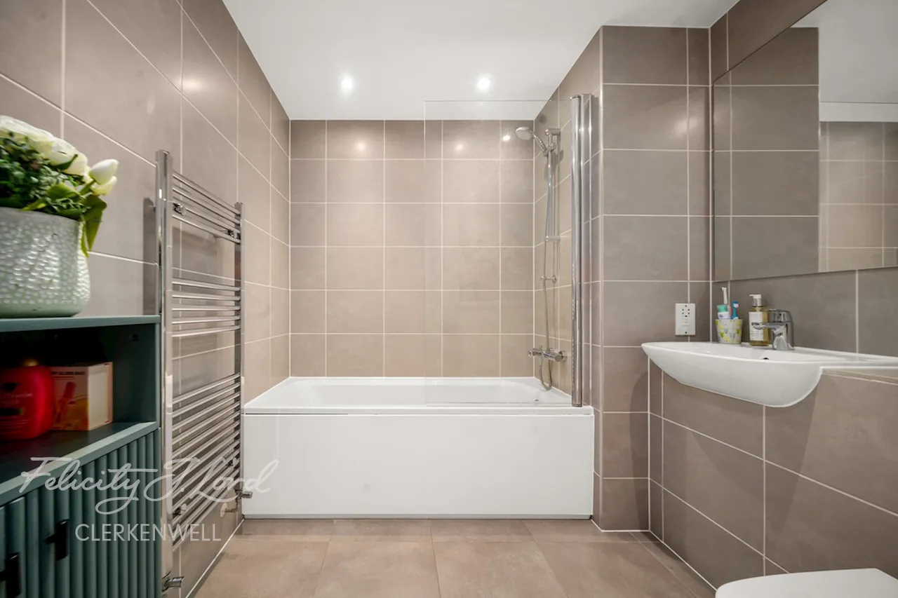 City Road, EC1, photo 15