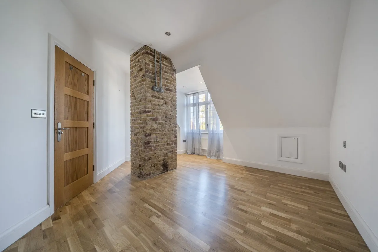 Court Road, Kent, BR6, photo 11