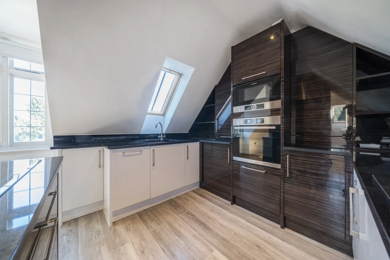 Court Road, Kent, BR6, photo 5
