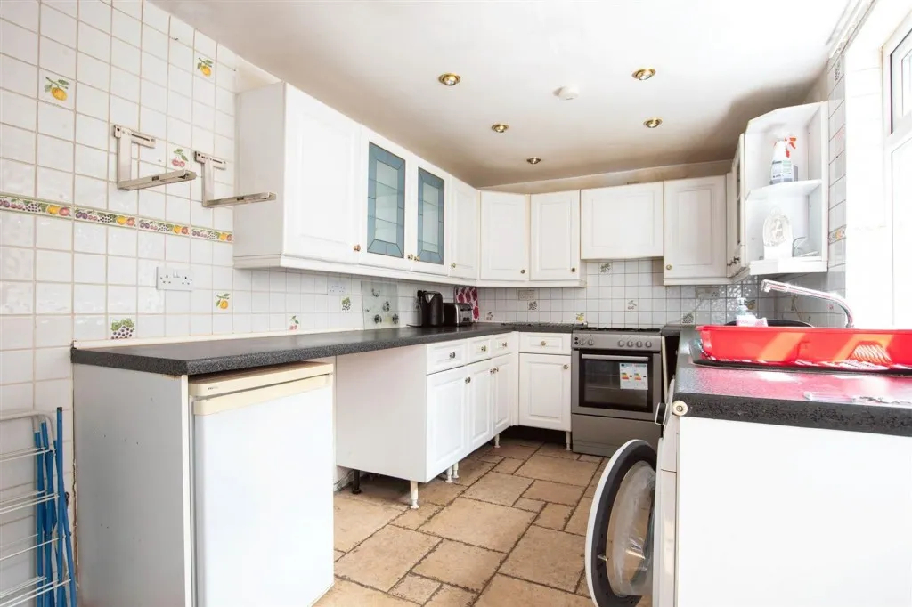 Chester Road, Wellingborough, NN8, photo 3