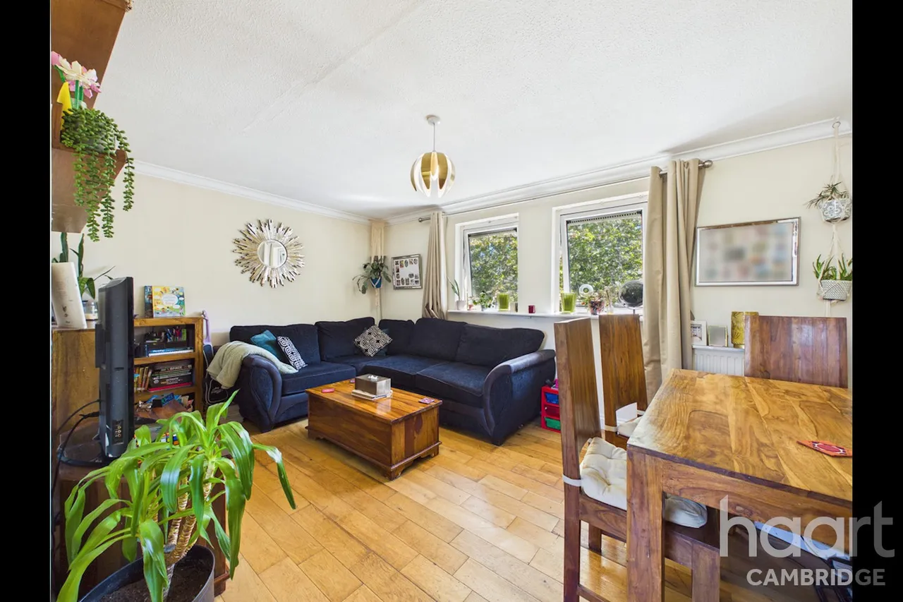 Russell Court, Cambridge, CB2, photo 7