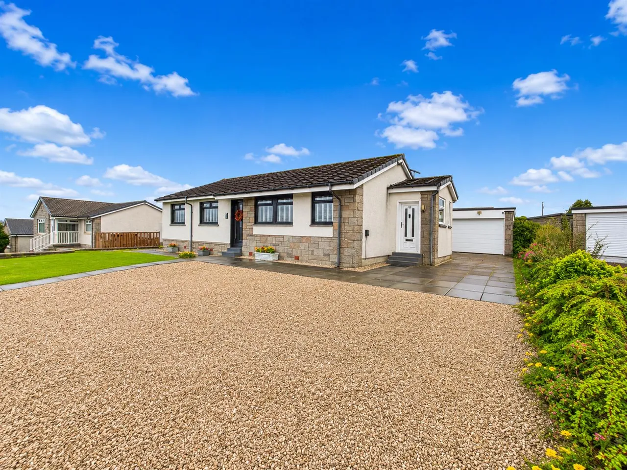 4 bed house for sale — Merrick Gardens, Quarter, Hamilton, ML3 7XS