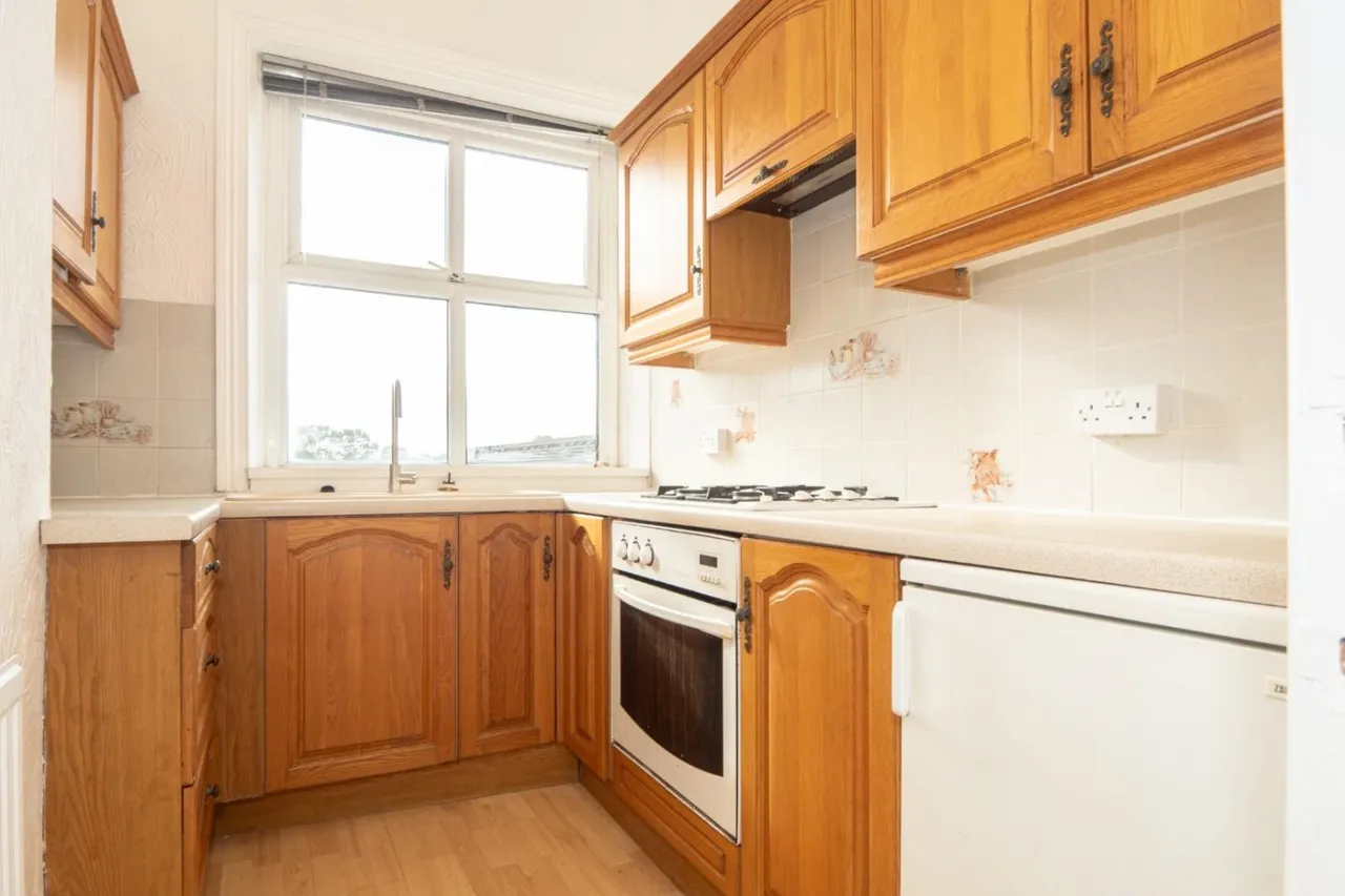 Chapeltown, Pudsey, LS28, photo 3
