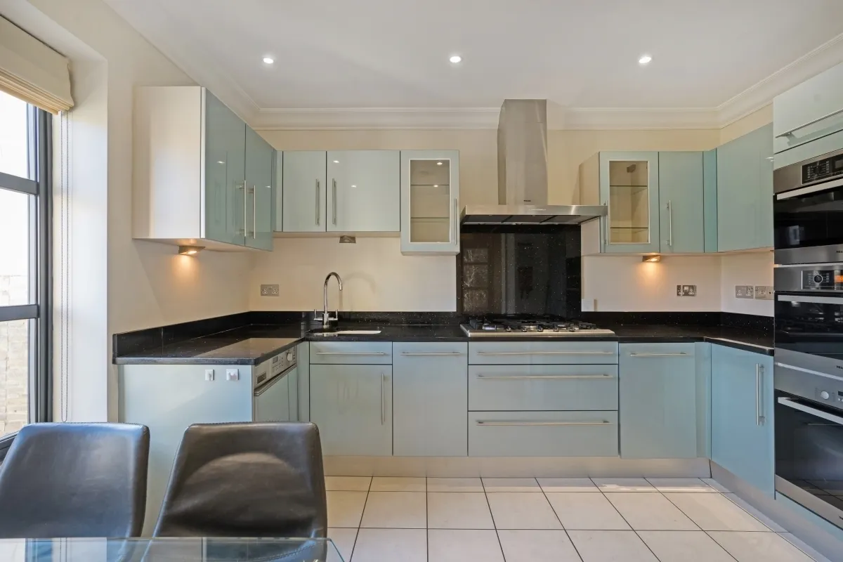 St. Johns Road, Bath, BA2, photo 2