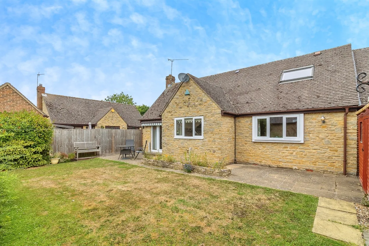 Orchard Way, Stoke Goldington, MK16, photo 16