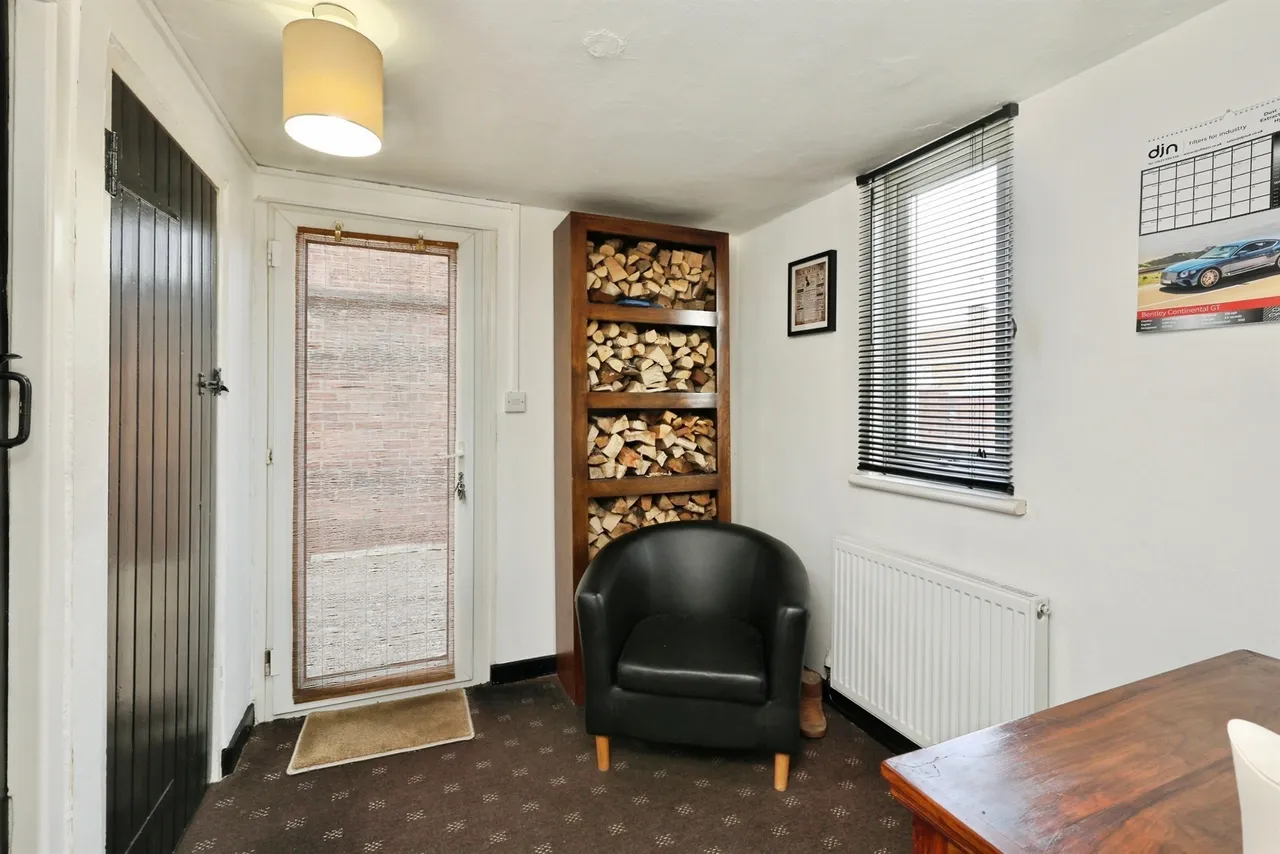 Tait Avenue, Edlington, DN12, photo 8