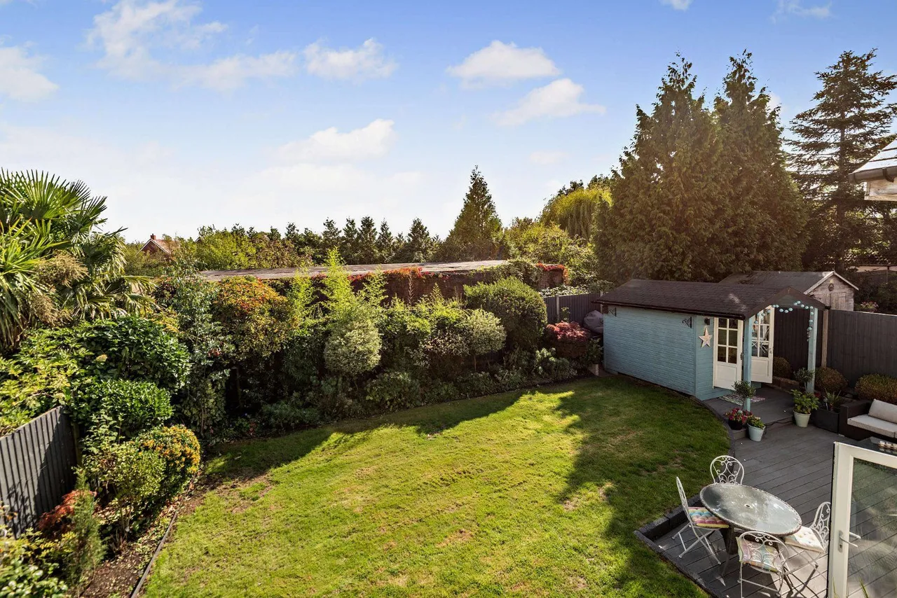 Warfield Street, Warfield, RG42, photo 16